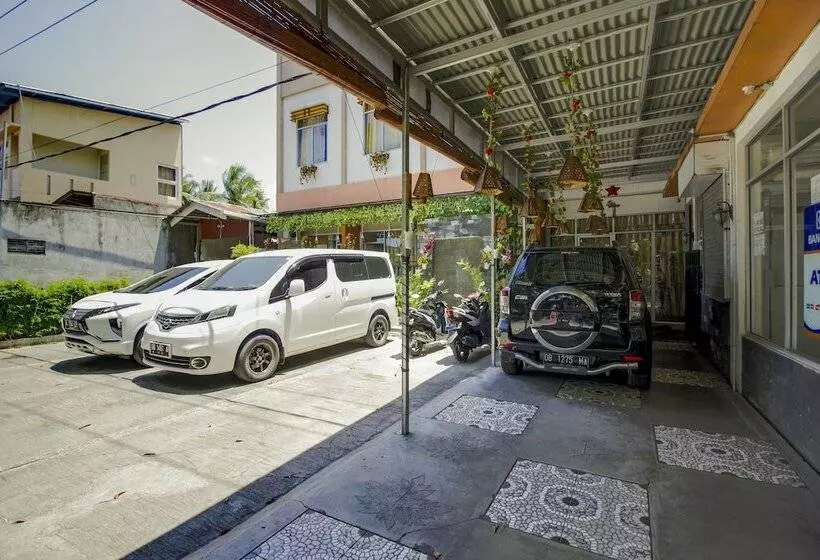 Majatalo Reddoorz Near Jalan Wolter Monginsidi Manado