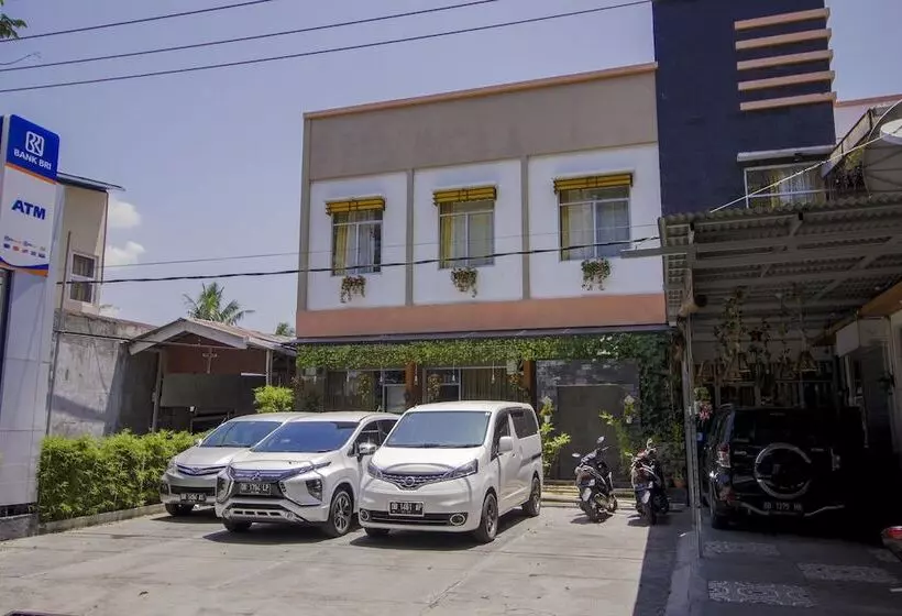 Majatalo Reddoorz Near Jalan Wolter Monginsidi Manado