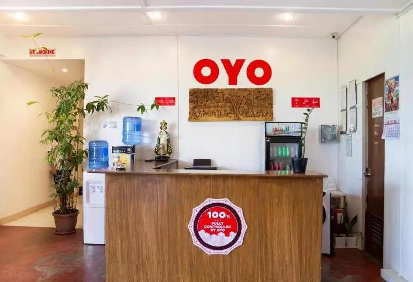 ホテル Oyo 150 Davao Airport View