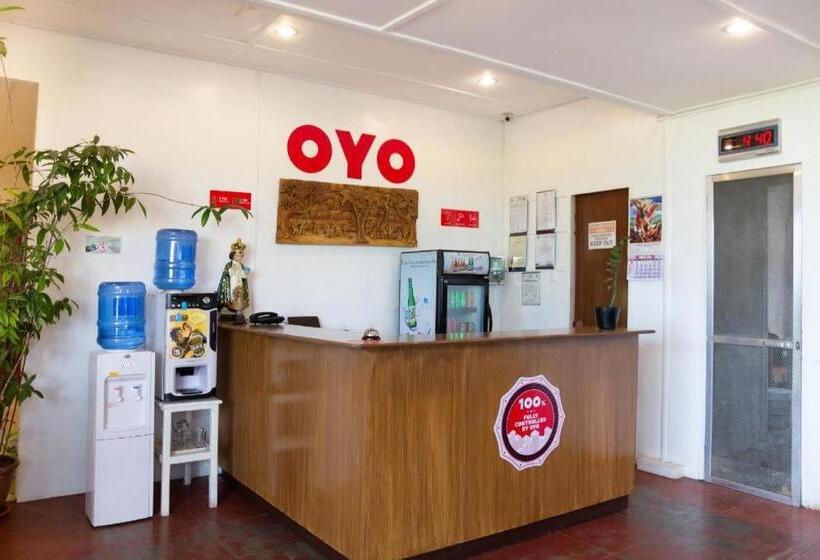 Отель Oyo 150 Davao Airport View