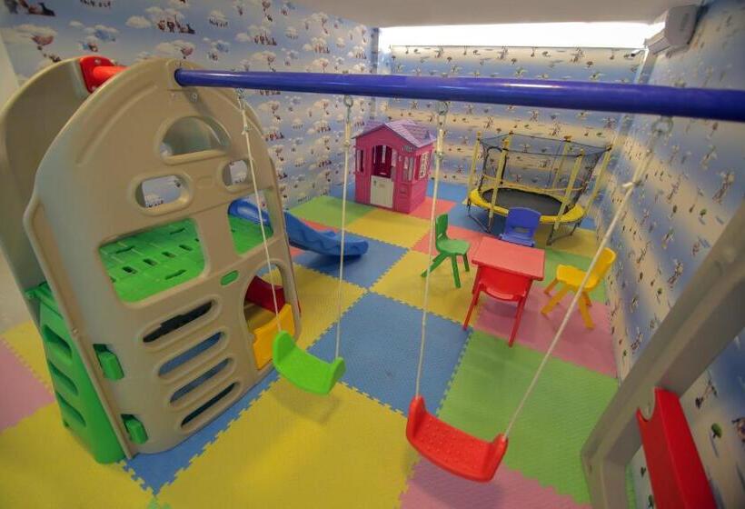 Отель Golden Night