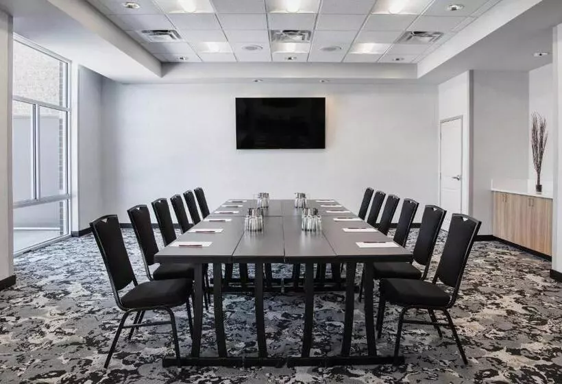 ホテル Residence Inn By Marriott Winnipeg