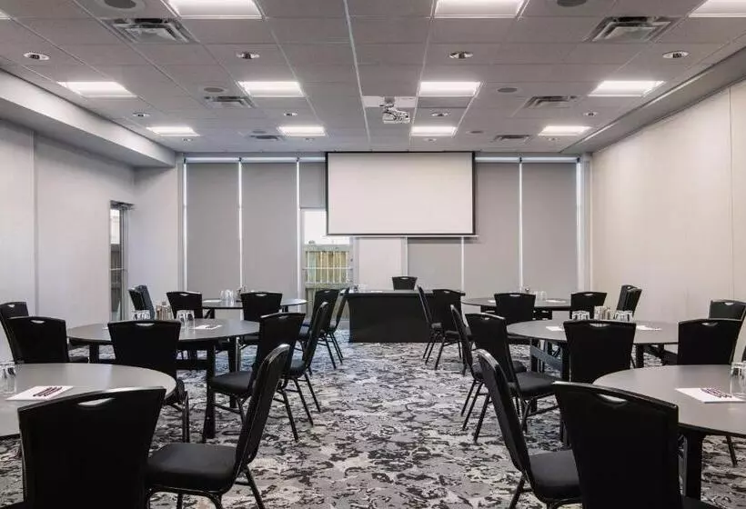 ホテル Residence Inn By Marriott Winnipeg