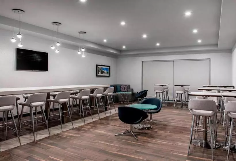 ホテル Residence Inn By Marriott Winnipeg