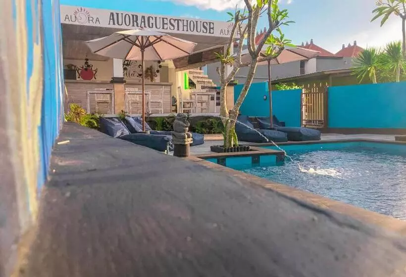 پانسیون Auora Guest House