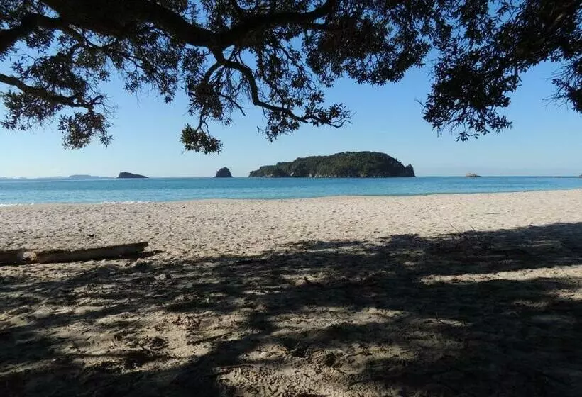 ペンション Hahei Retreat