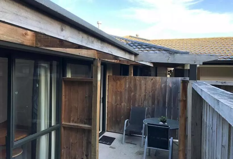 ペンション Hahei Retreat