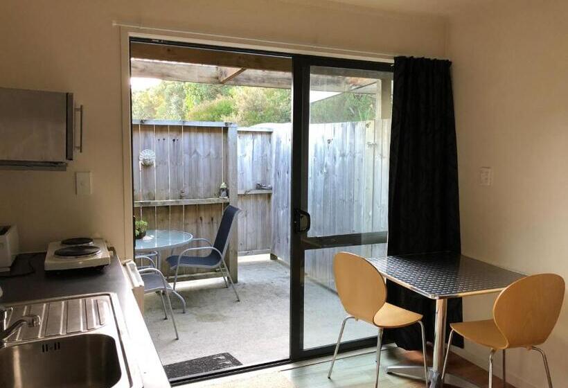 פנסיון Hahei Retreat