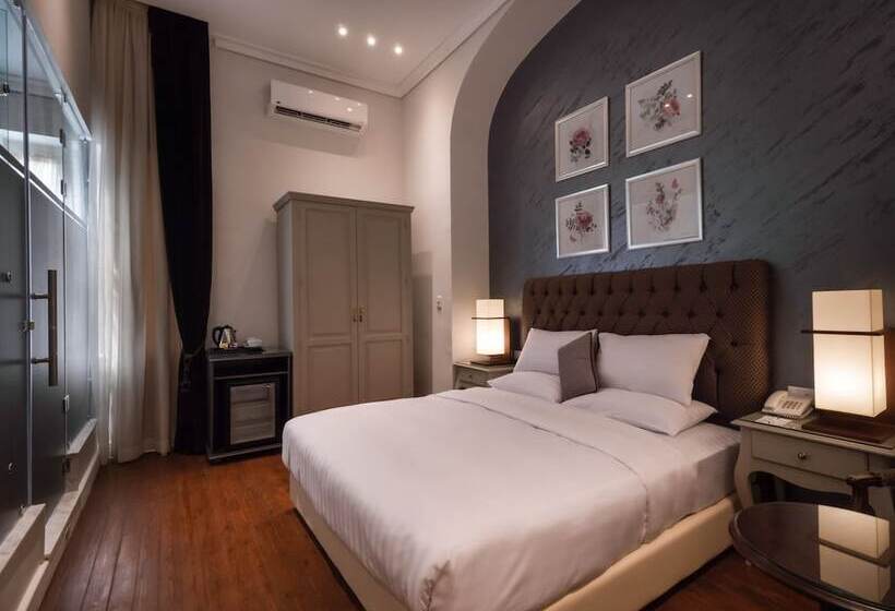 1920s Boutique Hotel And Restaurants