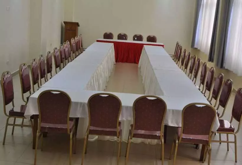 Peaks Hotel Nanyuki