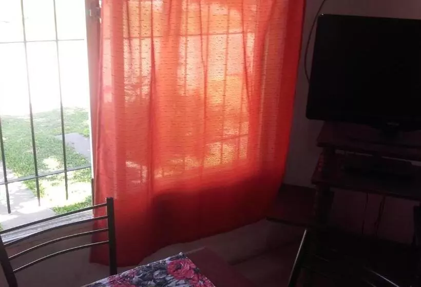 ペンション Alojamientos Lilu