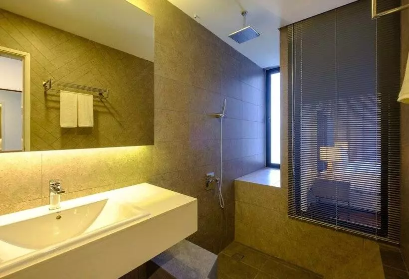 Tanjung Point Residences