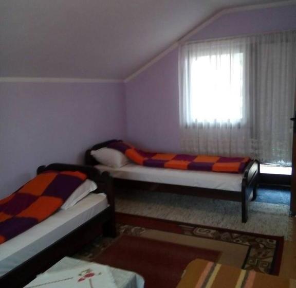 تختخواب و صبحانه Sobe Seka