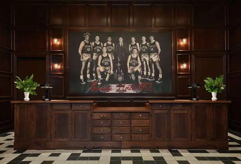 ホテル Graduate By Hilton Bloomington
