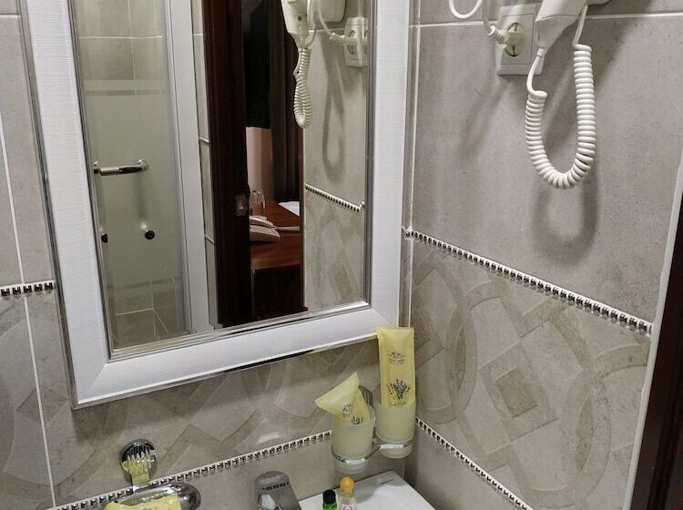 Ulug Bek Hotel And Spa