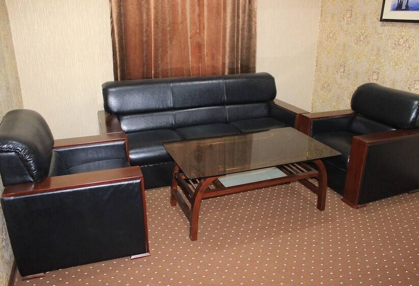 Ulug Bek Hotel And Spa