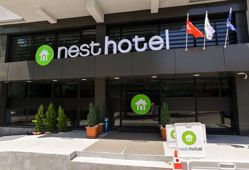 Bed and Breakfast Nest