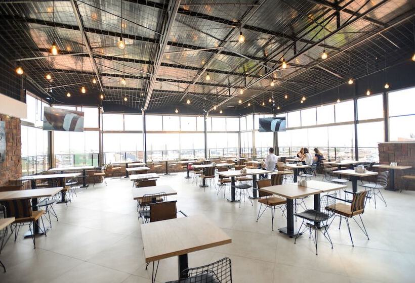 Bed and Breakfast Nest