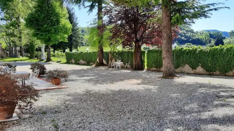 Hotelli Agriturismo La Bella