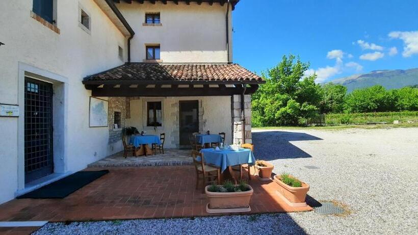 فندق Agriturismo La Bella