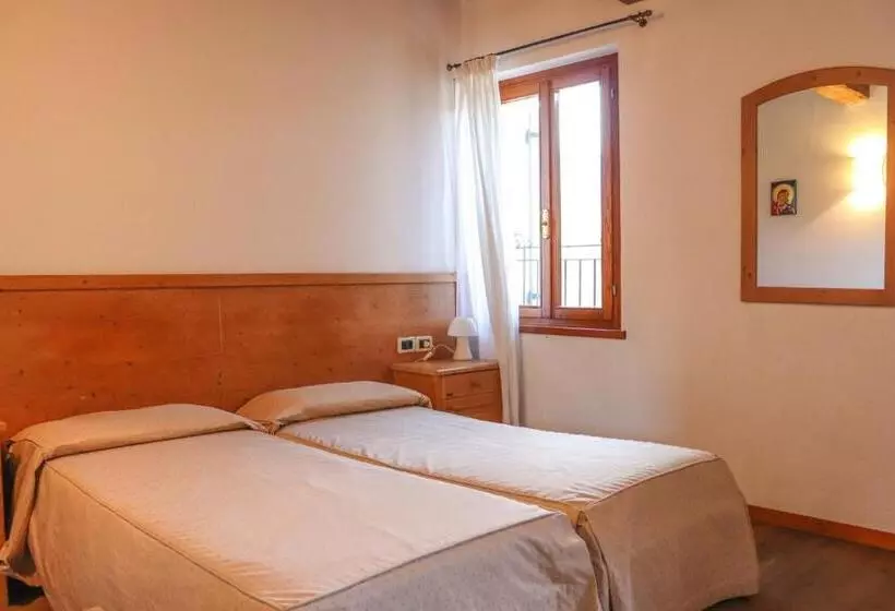 Hotelli Agriturismo La Bella