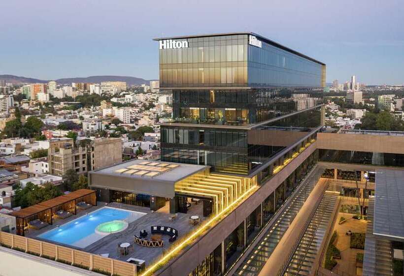 هتل Hilton Guadalajara Midtown