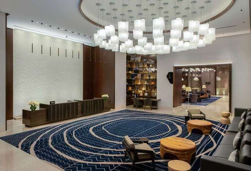 هتل Hilton Guadalajara Midtown