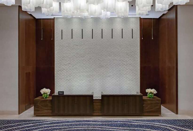 هتل Hilton Guadalajara Midtown