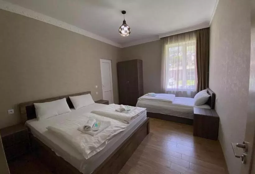 پانسیون Geo Inn