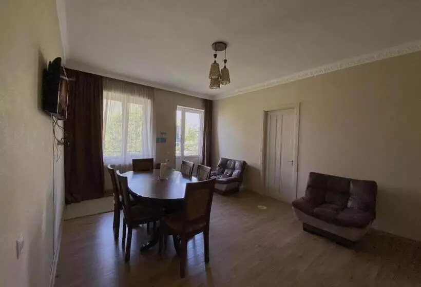 پانسیون Geo Inn