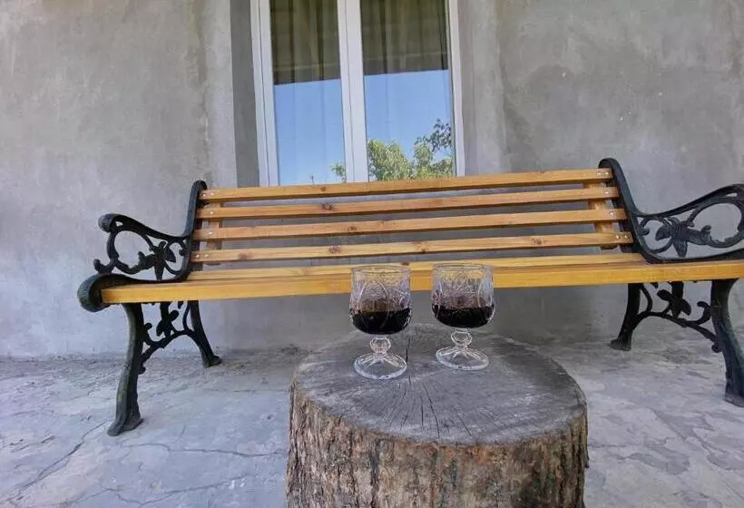 پانسیون Geo Inn