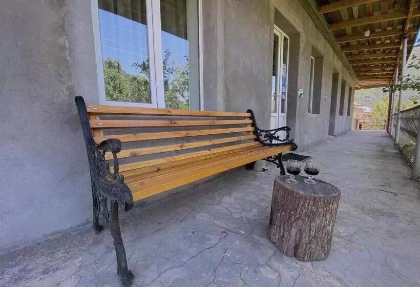 پانسیون Geo Inn