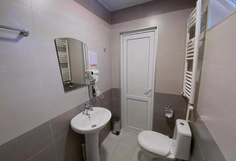 پانسیون Geo Inn