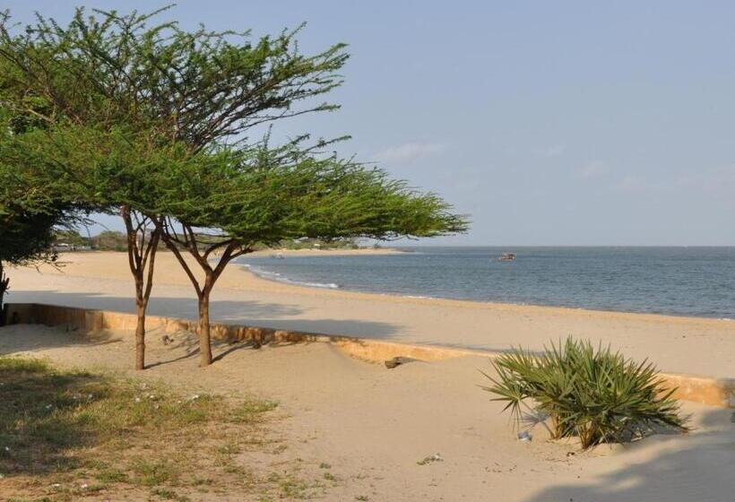 پانسیون Mangrove House