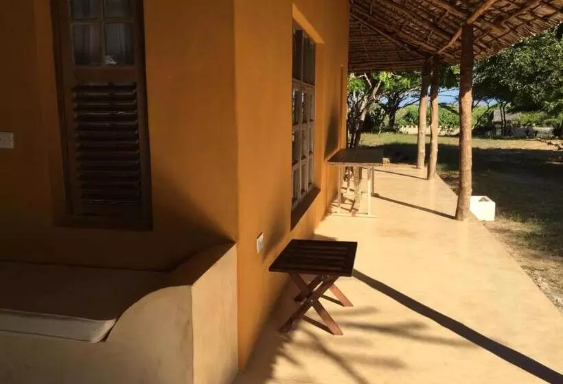 پانسیون Mangrove House