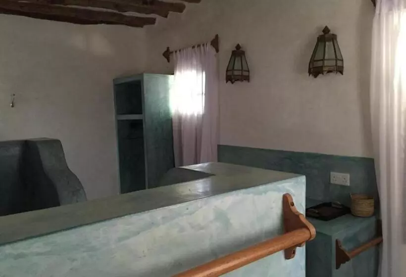 پانسیون Mangrove House