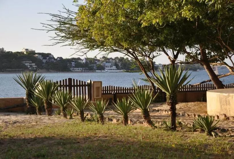 پانسیون Mangrove House