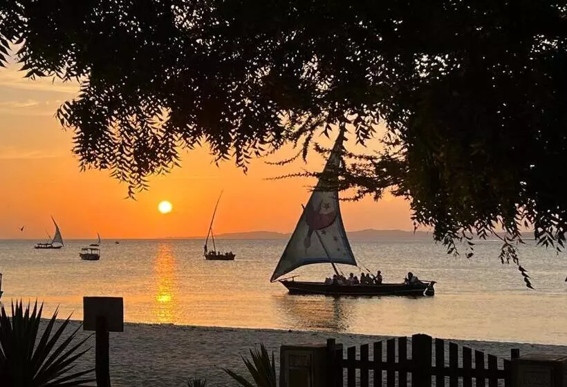 پانسیون Mangrove House