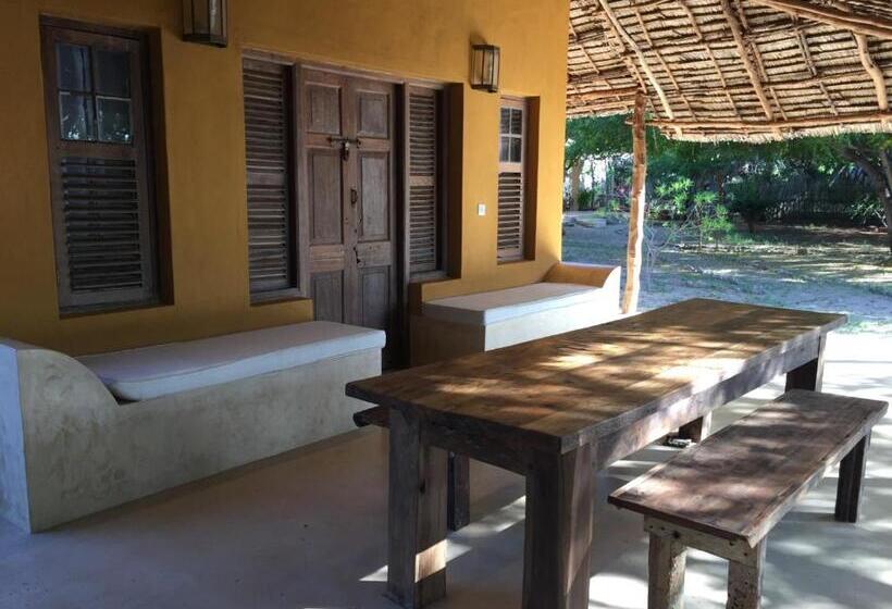 پانسیون Mangrove House