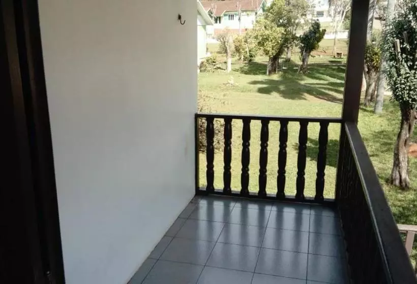 ユースホステル Pousada Arco íris