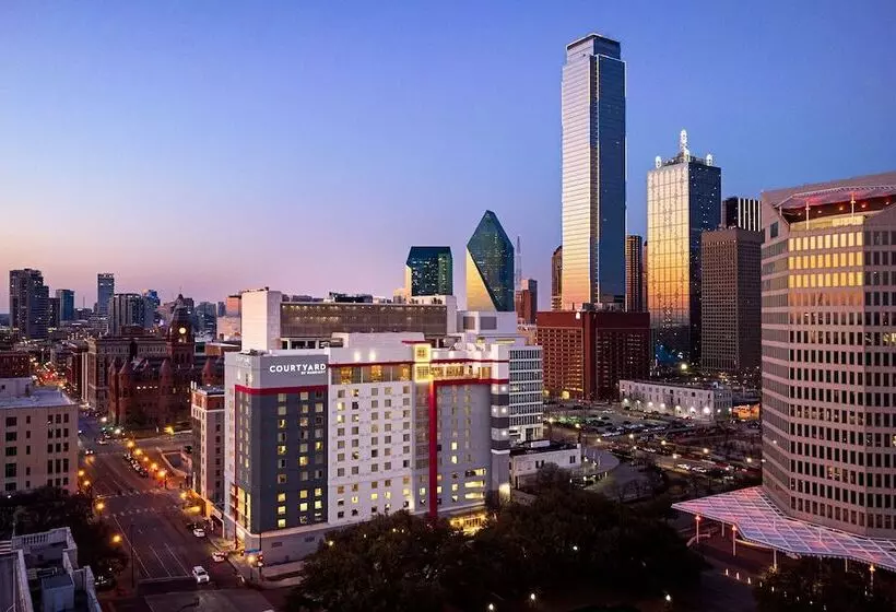 هتل Courtyard By Marriott Dallas Downtown/reunion District