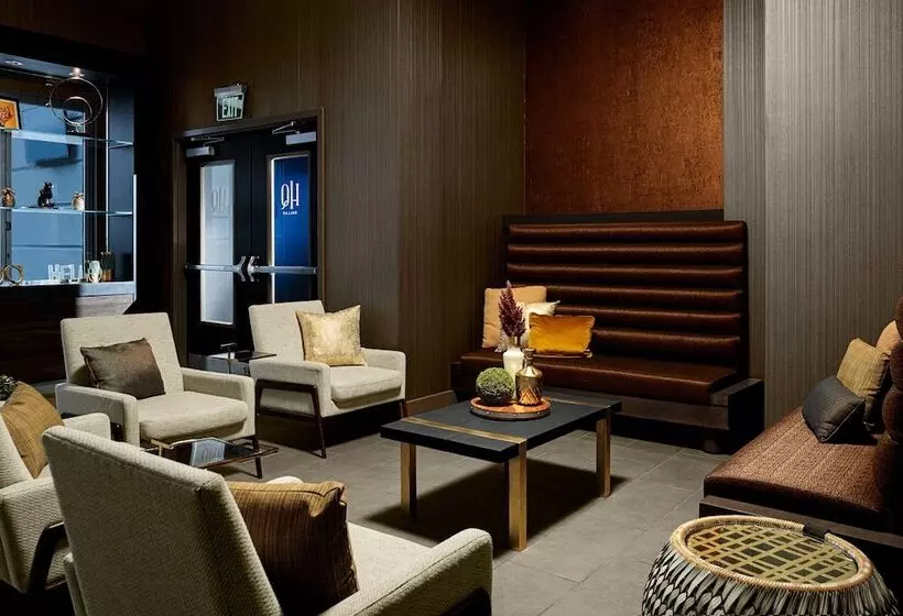 هتل Courtyard By Marriott Dallas Downtown/reunion District