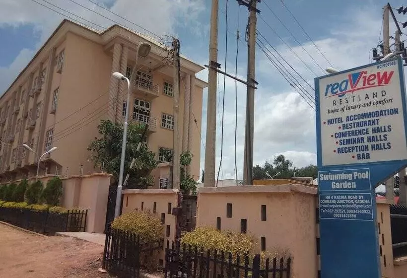 هتل Regview Restland