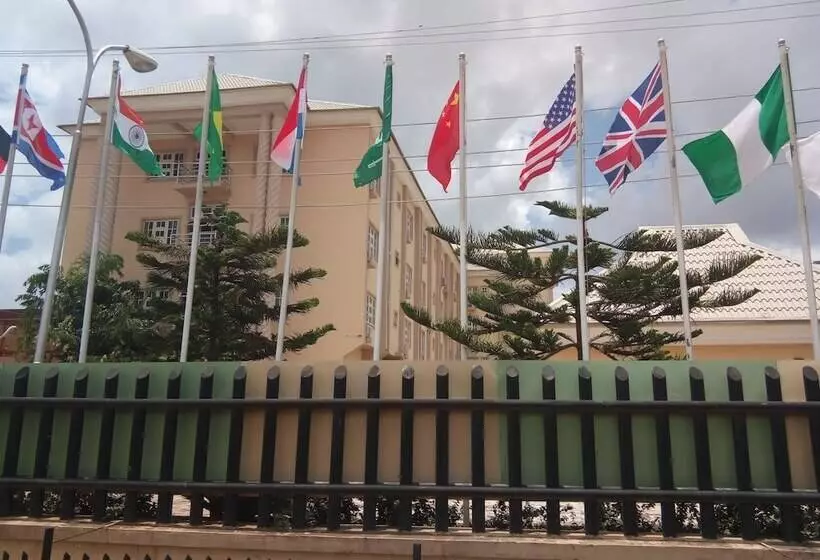 هتل Regview Restland