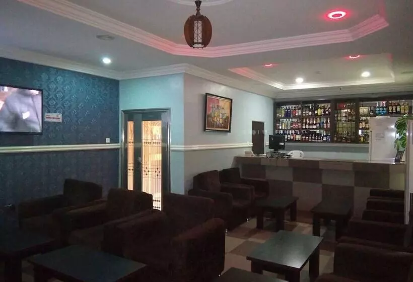 هتل Regview Restland