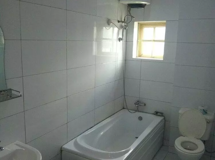 هتل Regview Restland