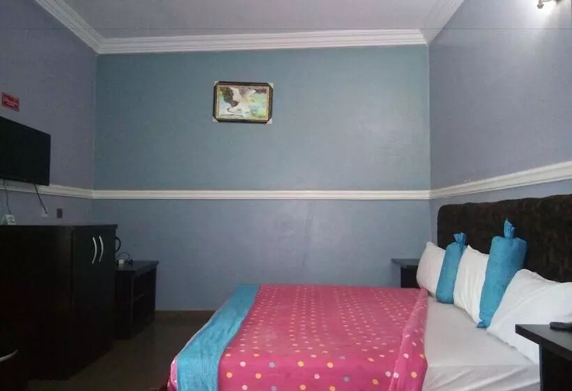 هتل Regview Restland