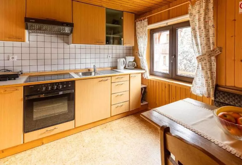 پانسیون Apartments Pri Urhu