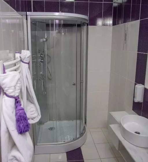 Majatalo Iris Boutique