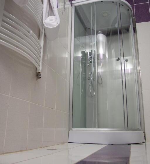 ペンション Iris Boutique